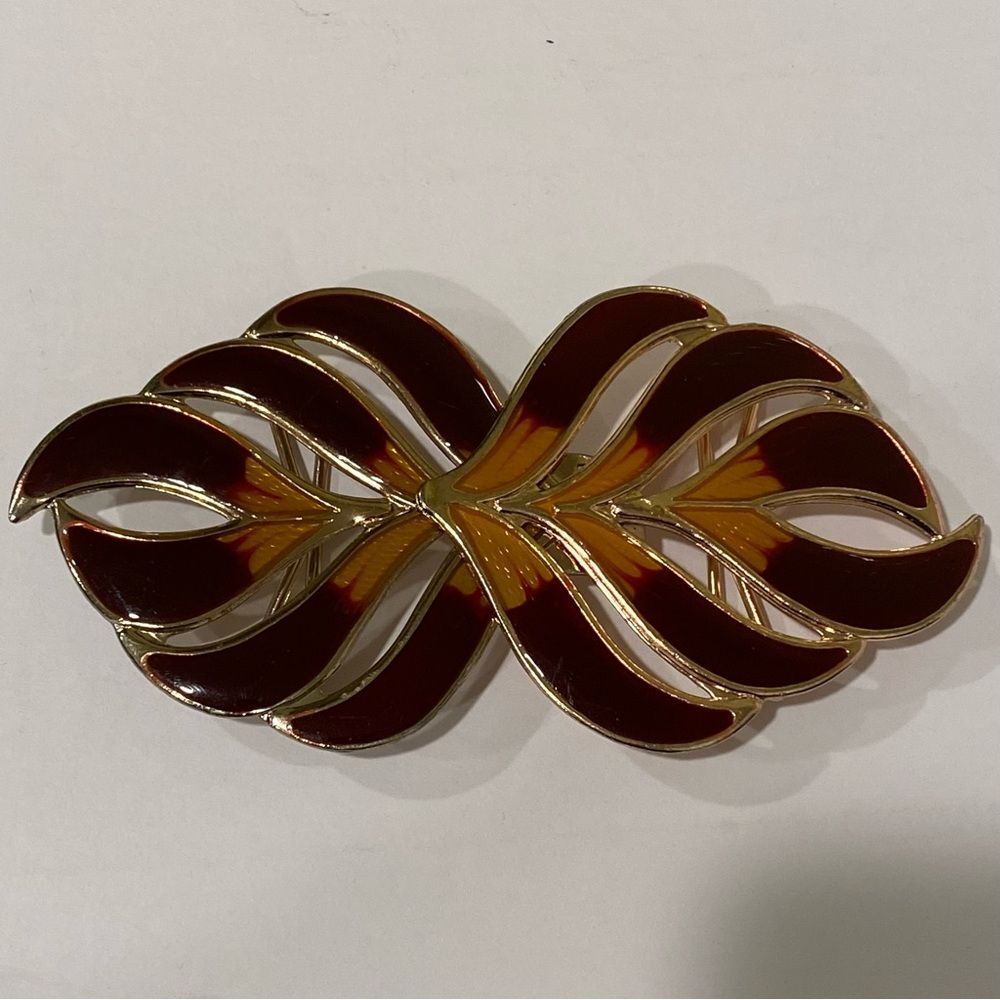 Vintage Enamel Leaf Belt Buckle